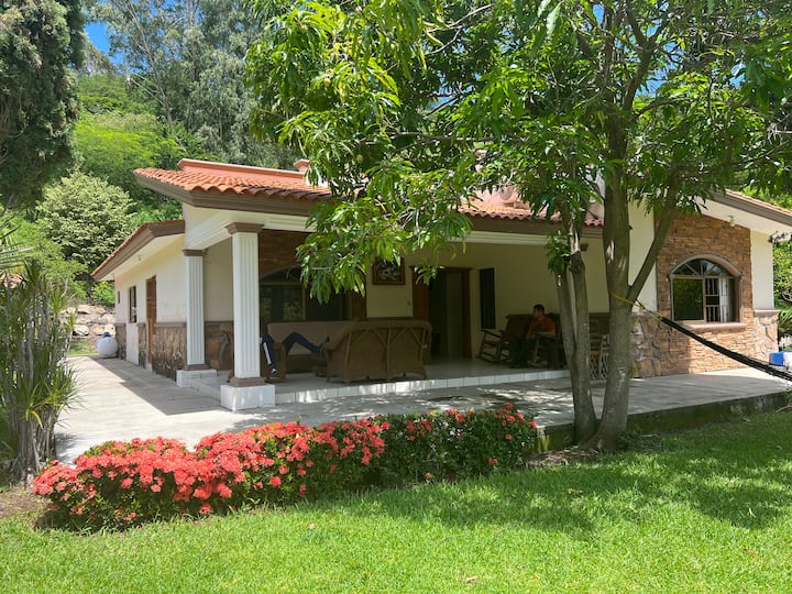 Hermosa Casa En El Medio De La Sierra - Sinaloa