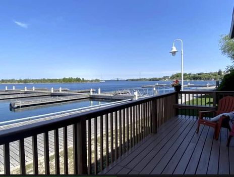 Top apartments in Little Current on