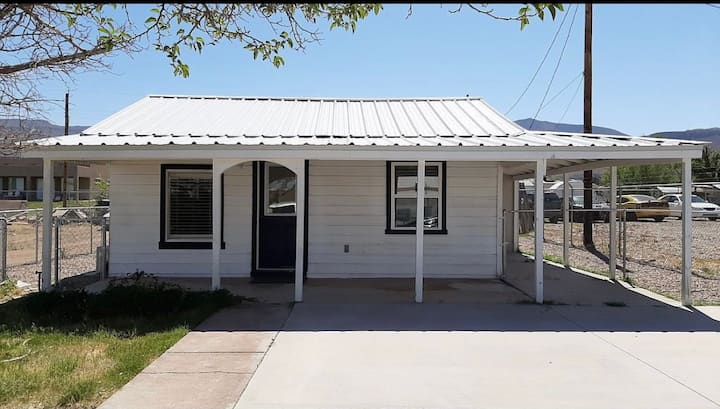 New Cozy Little Gem-very Clean-close To Everything - Alamogordo, NM