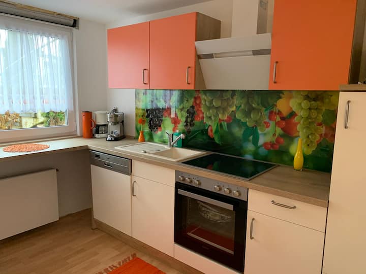 Schöne 2 Zimmerwohnung Mit Neuer Küche - Oestrich-Winkel