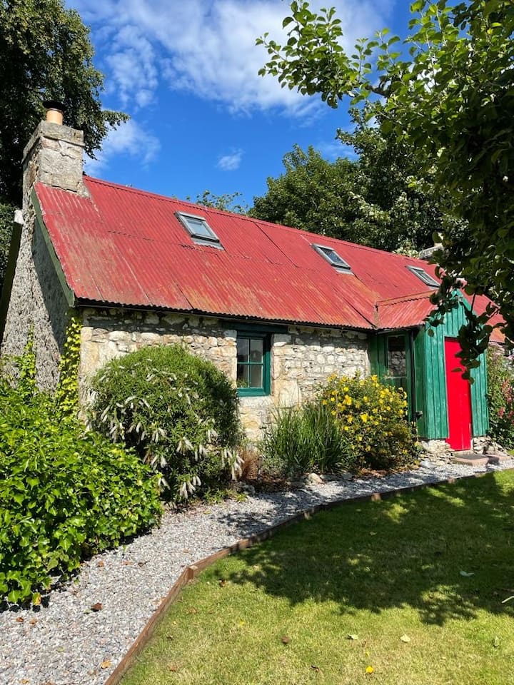 Red Roof Cottage - Tain