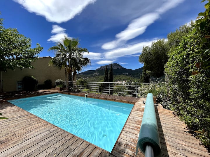 Villa Avec Piscine Au Calme, Entre Mer Et Montagne - Toulon