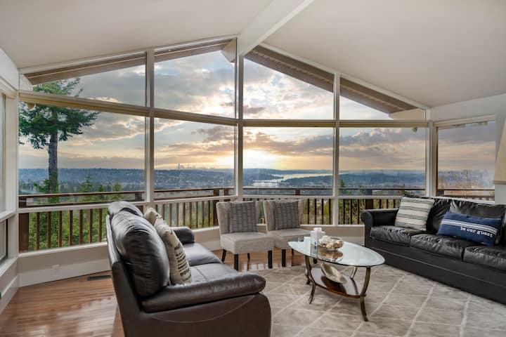 Bellevue Home Somerset Community W/amazing Views! - Cougar Mountain Zoo, Issaquah