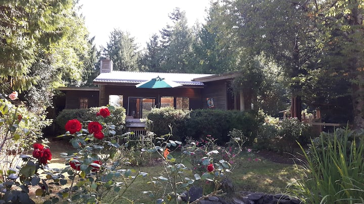 Kema Waterfront House On Hornby Is. - Hornby Island