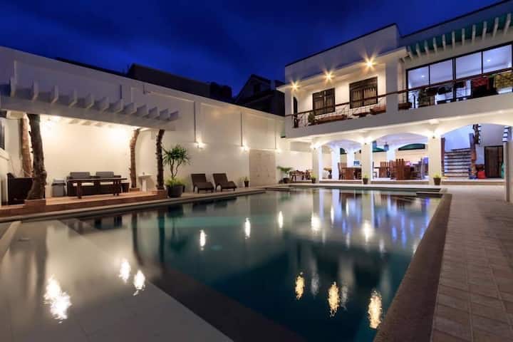 A  Very Relaxing Hotspring Villa W/ Makiling View - Santo Tomas