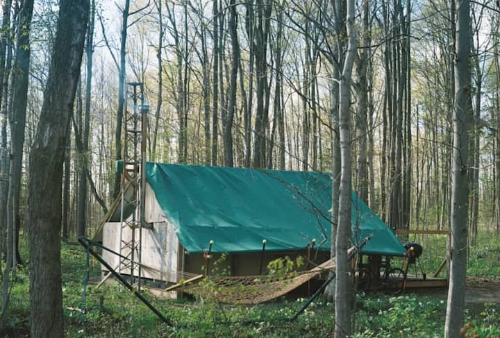 Canvas Cabin In Woodlot In South Bruce - 하노버