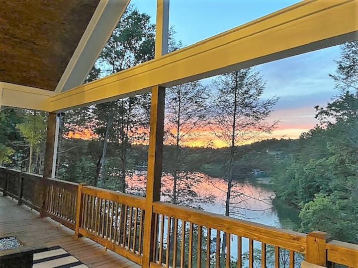 Brand New Stunning Lake Home-sleeps 14-private Dock-hot Tub-fire Pit-game Room! - Nottely Lake, GA