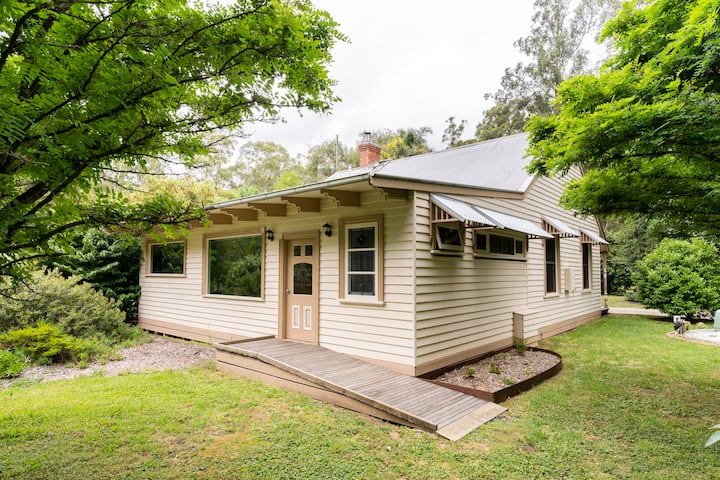 Riverwood Cottage, Accessible Accommodation - Currawong Rd
