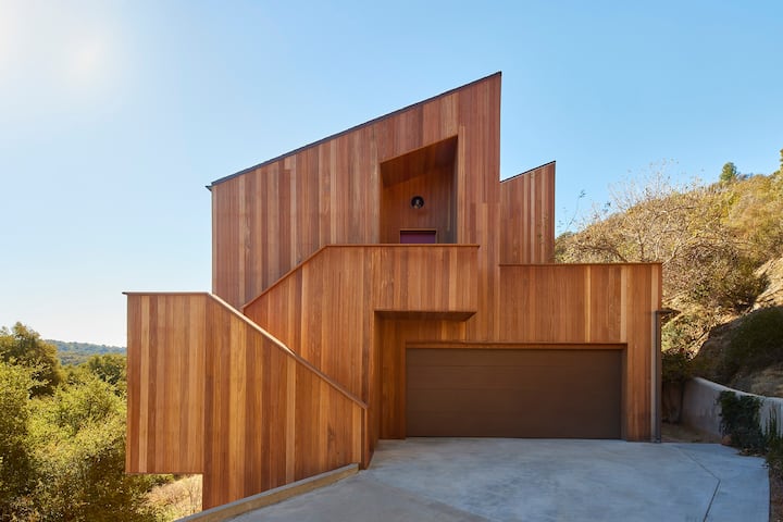 Modern Treehouse In The Heart Of Topanga Canyon - Topanga, CA