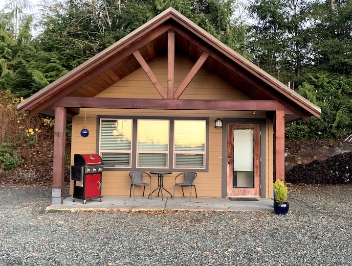 Private Cottage With Stunning Sunsets - Port Hardy