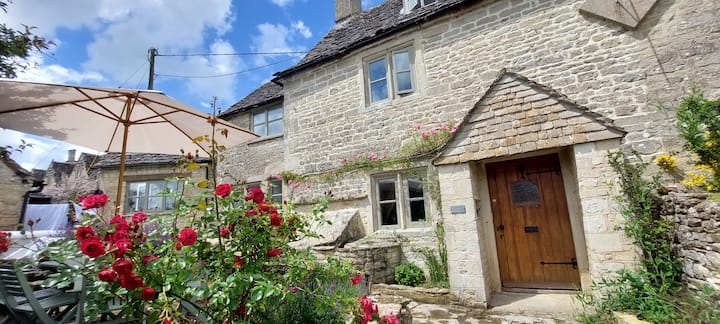 Luxury Cosy Cottage In Magical Bibury - 비버리