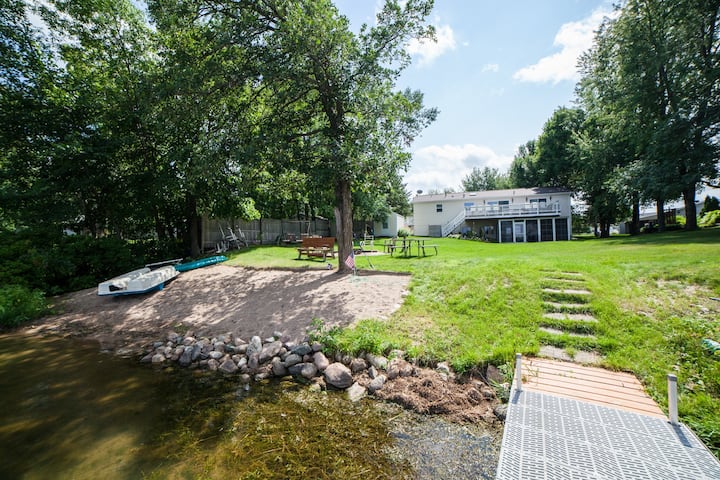 Tamarac Lake Home With Seven Bedrooms And Sand Bea - Maplewood State Park, Pelican Rapids