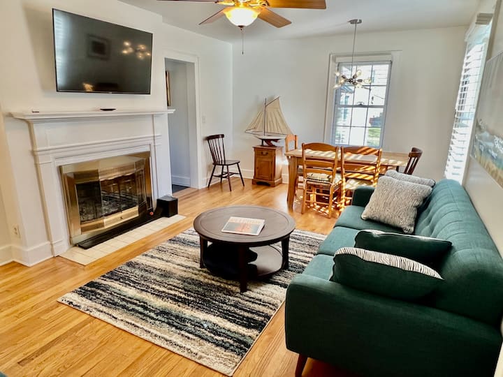 Walk To Downtown Mystic - 3 Bedrooms/2 Full Baths - ミスティック, CT