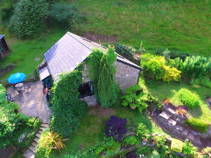 Shepherd's  Cottage At Tyn-y-bryn - Crickhowell