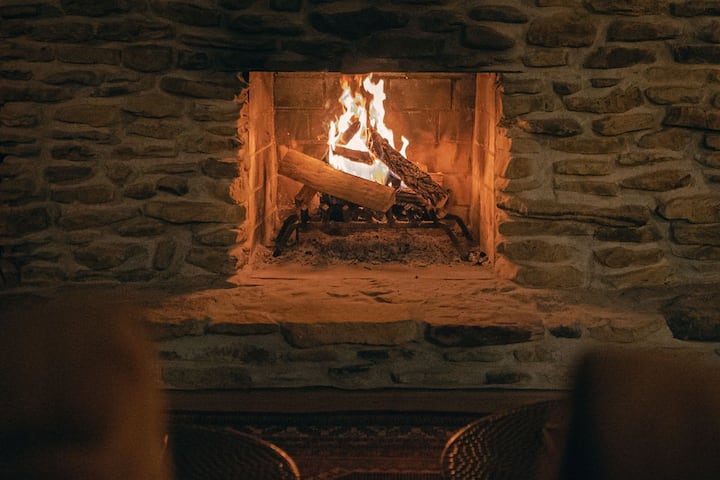 Stone Fireplace | Cornhole | 2 Kayaks | Hike - Powell County, KY
