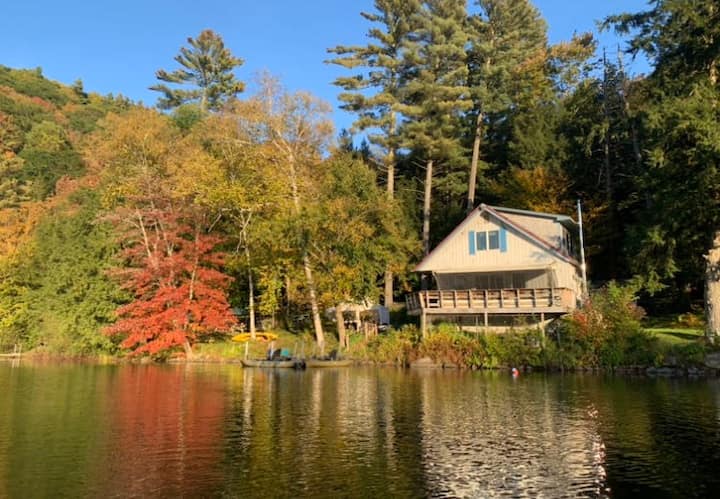 Metcalf Pond Cottage Convenient To Smugglers Notch - Vermont