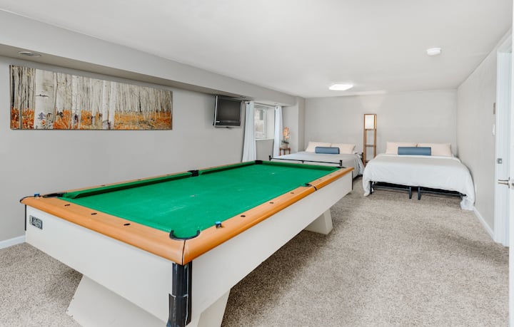Remodeled Home Near Downtown! Pool Table, Foosball - Durango, CO