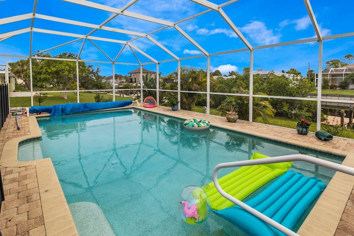 "Waterfront Oasis With Heated Saltwater Pool" - Port Charlotte, FL