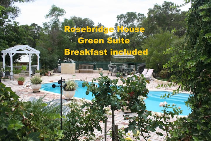 Rosebridge Luxury B&b Adult Retreat- Green Suite - Kalamunda