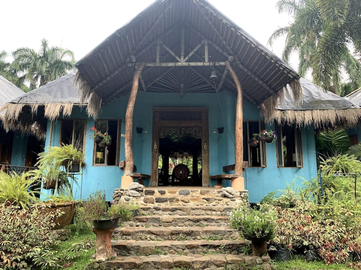 Bali-inspired Private Resort - Majayjay
