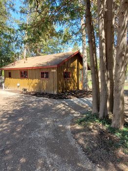 Mullett Lake, MI Cabins Best prices on cozycozy