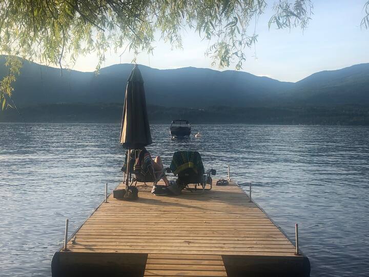 Cozy Cottage With Boat Parking And Dock! - Sicamous