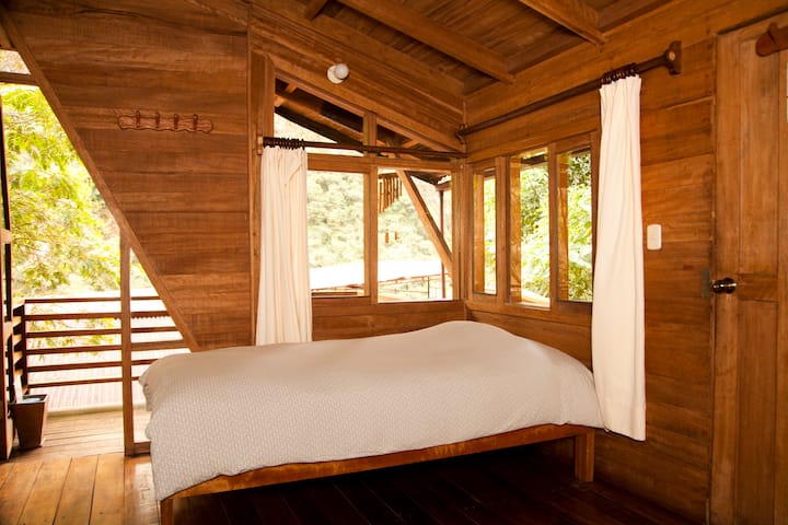 Tree House. Suite 4 W/balcony. Breakfast Included! - Aguas Calientes