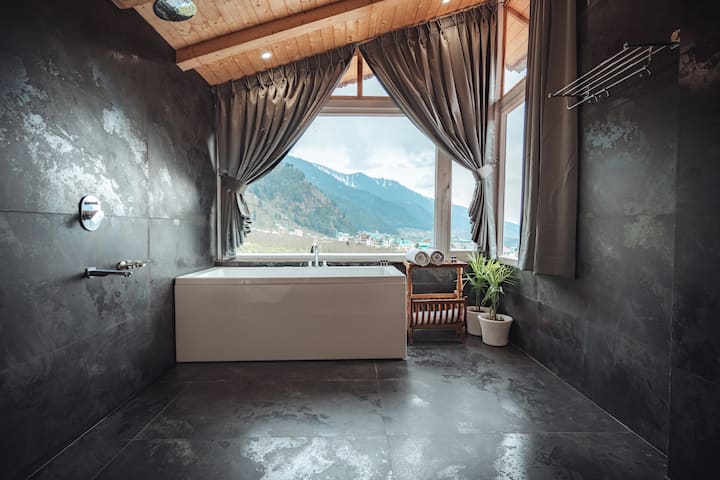 Manali Home With A View - マナリ