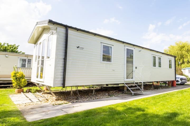 Brilliant 8 Berth Caravan At Southview Holiday Park In Skegness Ref 33050m - Lincolnshire