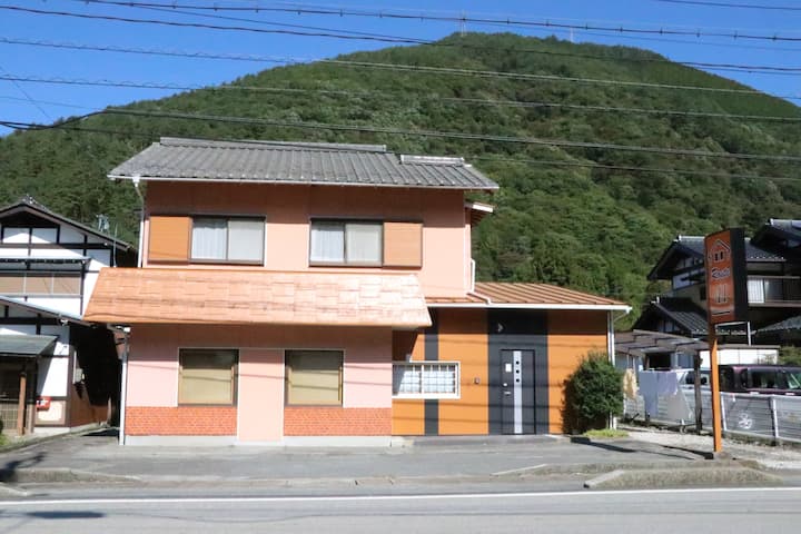 Route 41 【下呂温泉や飛騨高山へ行くのに便利！】 - 다카야마시