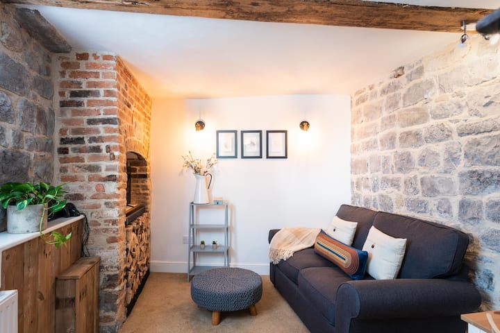 Happy Riverside Cottage By The Seaside, Lyme Regis - ライム・レジス