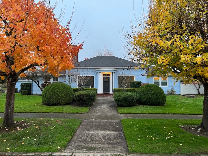 1940s Vintage Home In Mcminnville - McMinnville, OR