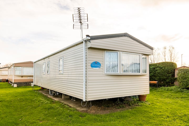 Static Holiday Home On Family Friendly Site - Isle of Sheppey