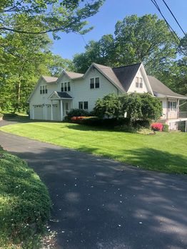 Lake Quassapaug, CT airbnb, hotels and vacation rentals