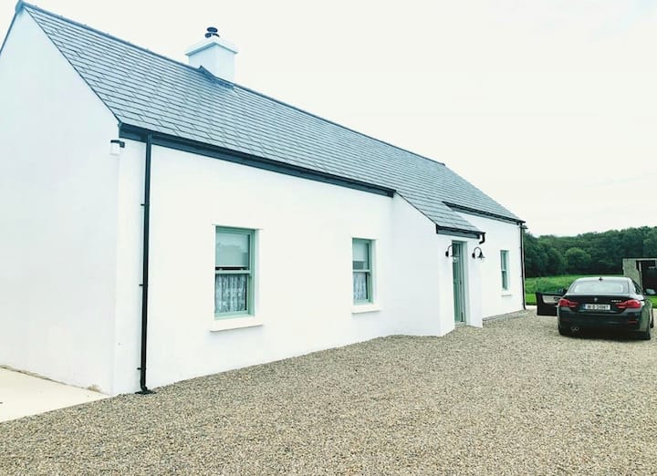 Crock Road Irish Cottage A Tranquil Getaway - 北アイルランド