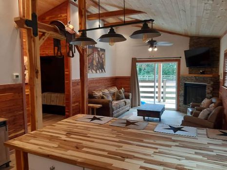 Cedars of Lebanon State Park, Lebanon airbnb, hotels and vacation rentals