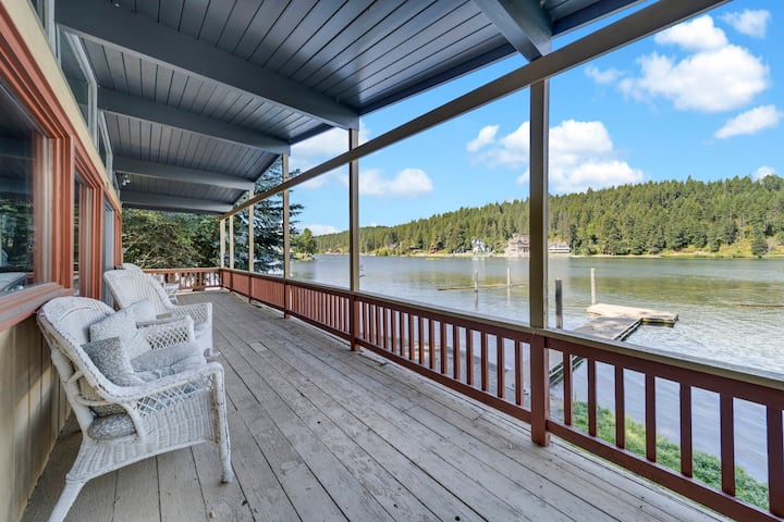 Quiet Lakefront Home With Private Dock - Coeur d'Alene, ID