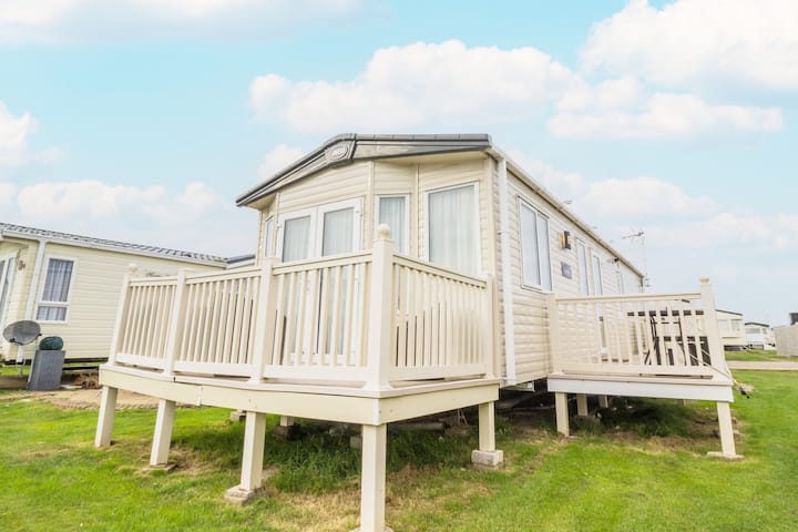 8 Berth Caravan For Hire At St Osyth Beach Holiday Park In Essex Ref 28013fi - Brightlingsea