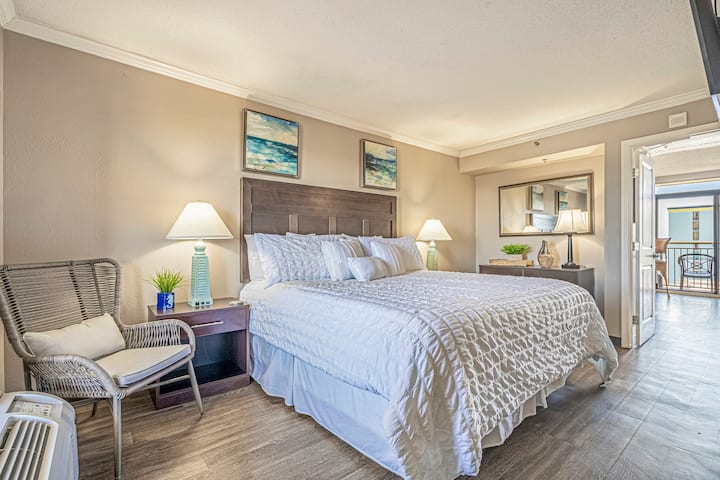 One Bedroom, Ocean View Sleeps 4 - Myrtle Beach, SC