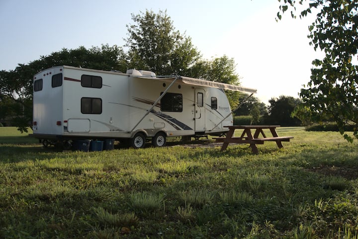 Country Camping Oasis - Bremen, IN