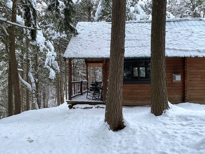 Stowe Cottage On Private 34 Acres, 5 Mins To Town - Stowe, VT