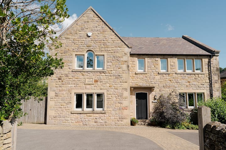 Spacious Family Home In Bakewell - Bakewell