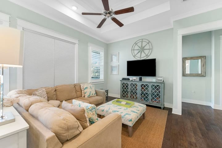 Prominence 30a Out Of Office - 4 Bikes, Free Golf - Seaside, FL