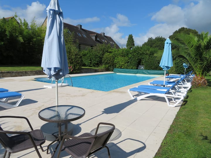 Keranmeriet, Heated Pool, Beaches 15 Mins Drive, A - Finistere