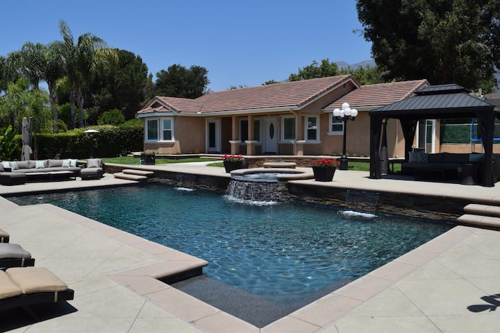 Beautiful 2-bedroom Guesthouse  With A Pool - Upland, CA