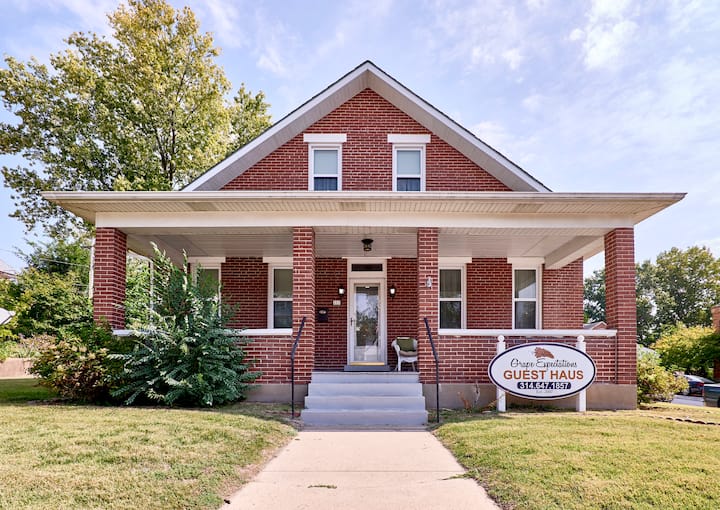 Whole House Rental -In The Heart Of Historic Hermann, Missouri - Hermann, MO