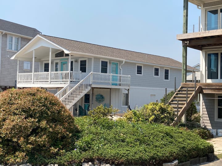 Cozy Cottage By The Sandy Shores (2nd Floor Unit) - Topsail Island