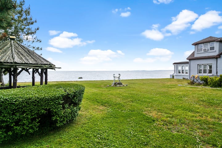 Ocean/beach Front, Huge Yard, Sunset View - Suffolk County, NY