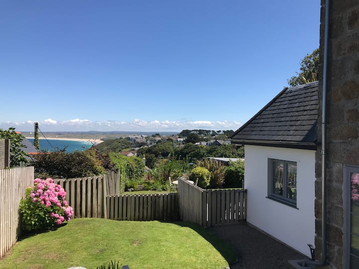 Stunning Seaside Apartment With Gorgeous Sea Views - Carbis Bay