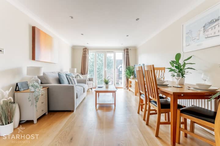 Modern 2 Bed Apartment At Imperial Court, Newbury - 뉴버리
